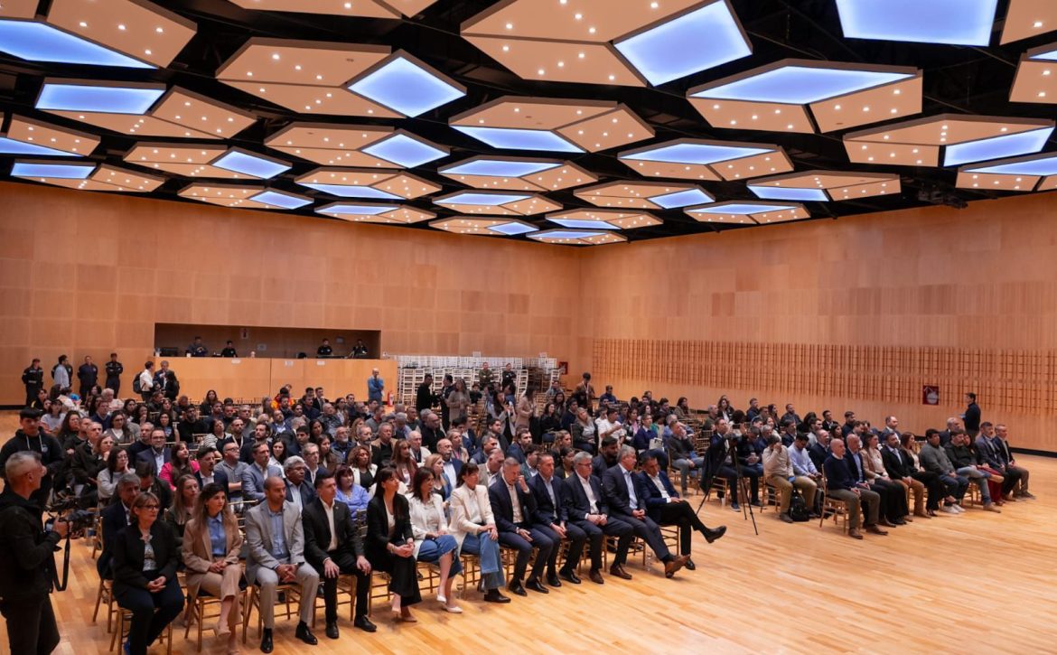 WhatsApp Image 2025-10-27 at 08.17.41 (1)